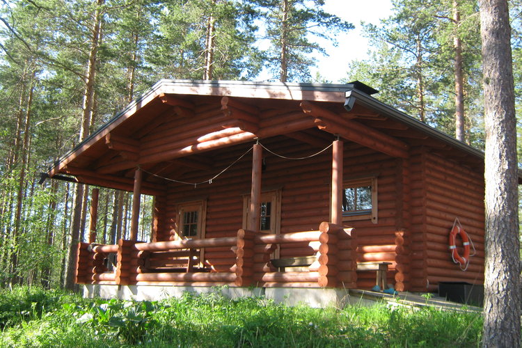 Perhepäivä Karttimajalla Seija Perhepäivä Karttimajalla Seija